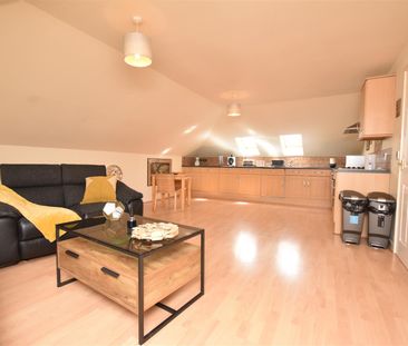 Riverside Court, Rock Ferry - Photo 5