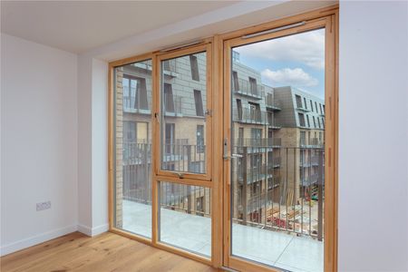 Flat 20, 16 Hughes Close - Photo 2