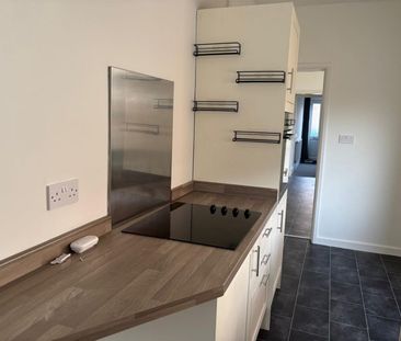 3 BED Terraced House To rent - Photo 5
