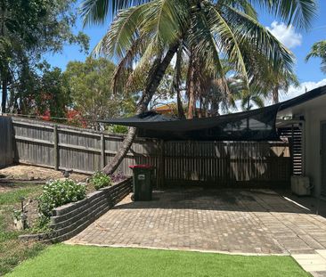 3 BEDROOM AIR-CONDITIONED DUPLEX - THIS IS BEACH SIDE LIVING AT ITS... - Photo 2