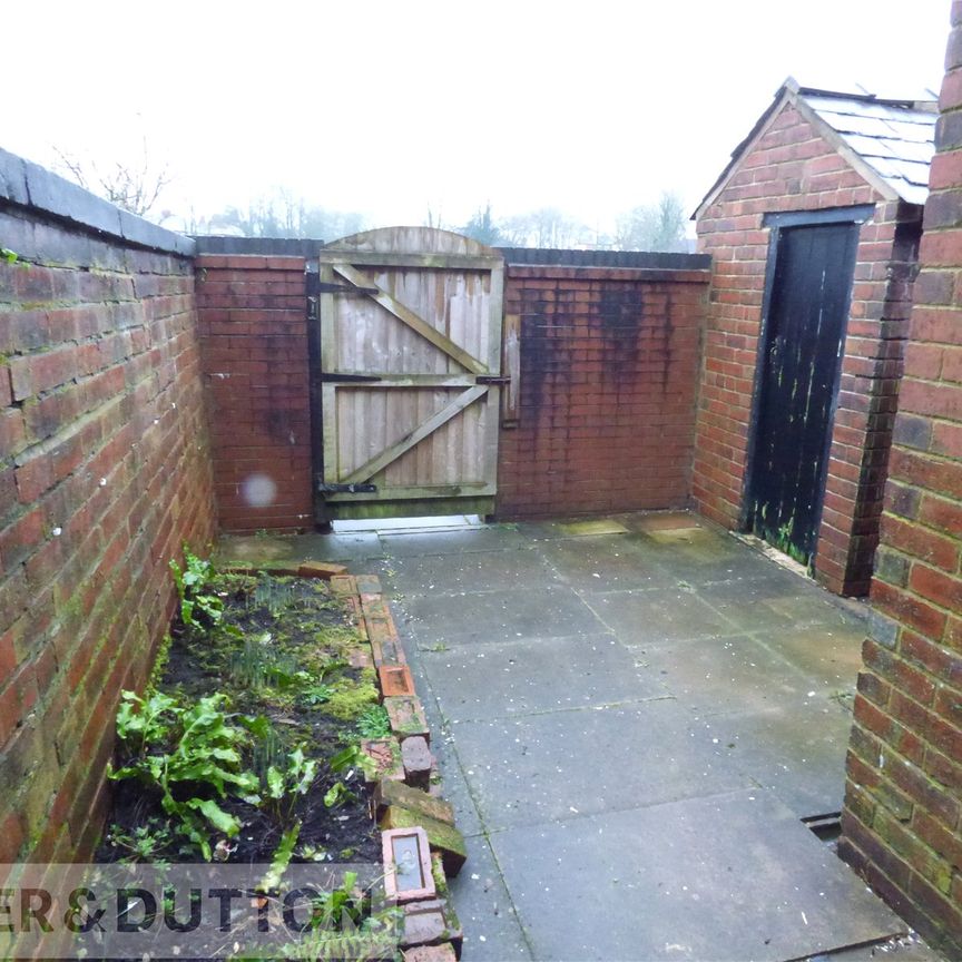 Middleton Road, Heywood, Greater Manchester, OL10 - Photo 1