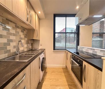 2 bedroom apartment to rent - Photo 2