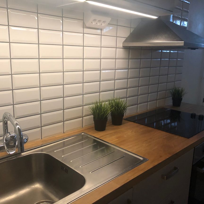 Solfagravägen, Huddinge - Photo 1