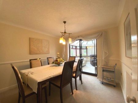 5 bedroom detached house to rent - Photo 5