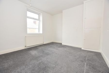 2 bedroom House To Let - Photo 3