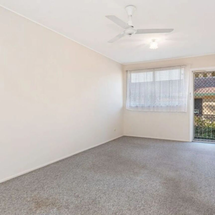 Unit 2/32 Barnes Avenue, Coorparoo. - Photo 1