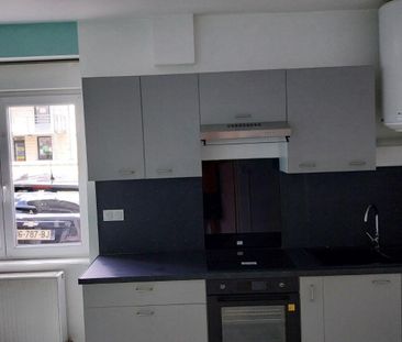 Location Appartement 2 pièces 38m² ST ROMAIN LACHALM 43620 - Photo 3