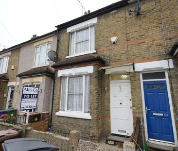 1 bedroom in a house share to rent - Photo 3