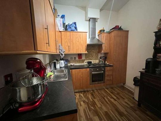 Stoke Newington Road, London, N16 - Photo 1