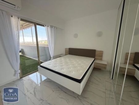 Appartement à louer 3 pièces 68.17m² - Photo 2