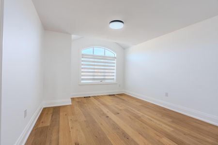 For Lease - 1355 Broderick Street Unit# Upper, Innisfil, Ontario - Photo 4