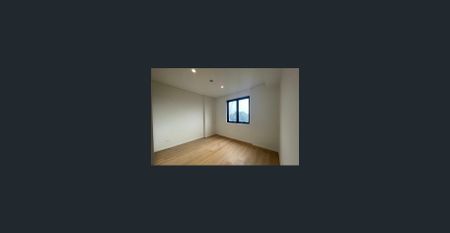 2-bedroom apartment in the heart of Burwood - Photo 3