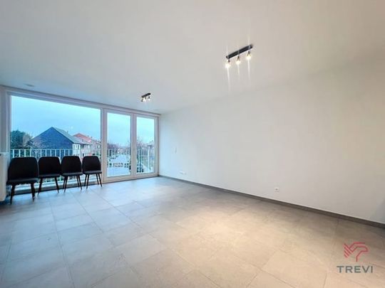 Appartement te huur - Foto 1