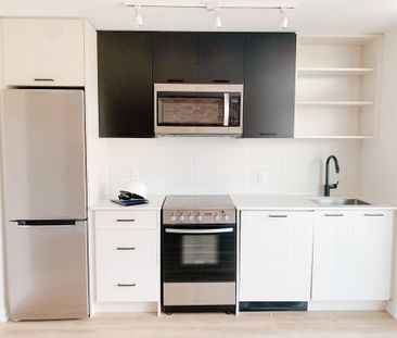 For Lease - 2300 St. Clair Avenue Unit# 214, Toronto, Ontario - Photo 2