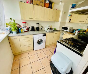 Room in a Shared Flat, Latimer, SE17 - Photo 4