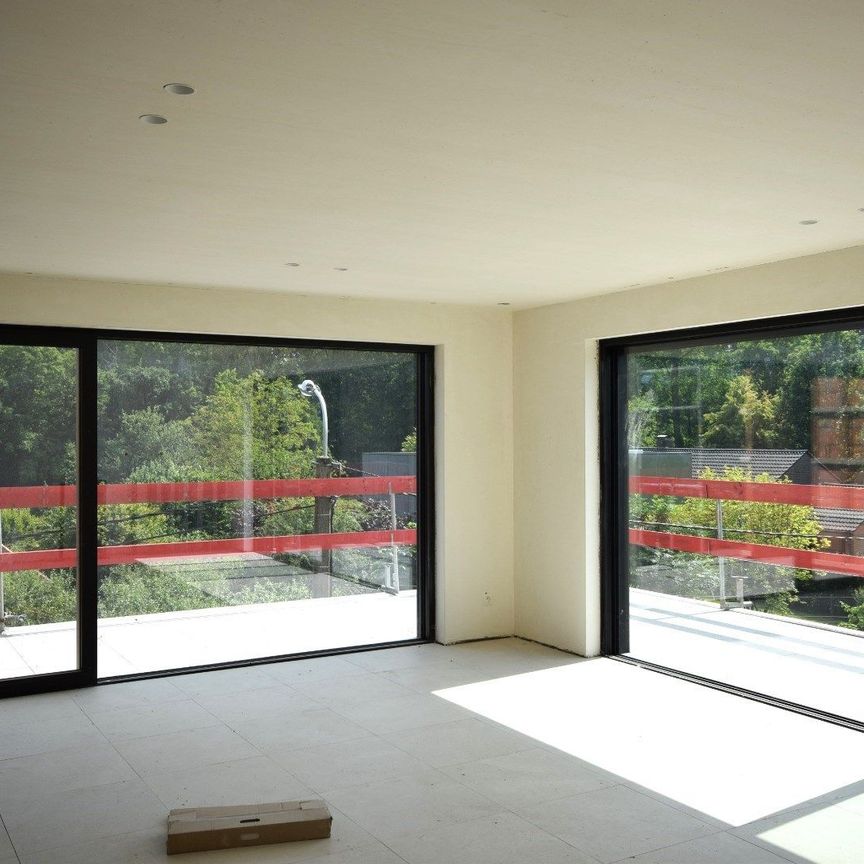 Nieuwbouw appartement op het gelijkvloers met twee slaapkamers en tuin in Oostakker - Photo 1