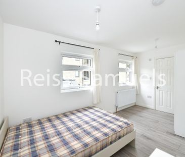 5 bedroom terraced house to rent - Photo 4