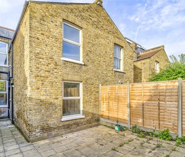 Lysias Road, Balham, SW12 - Photo 1