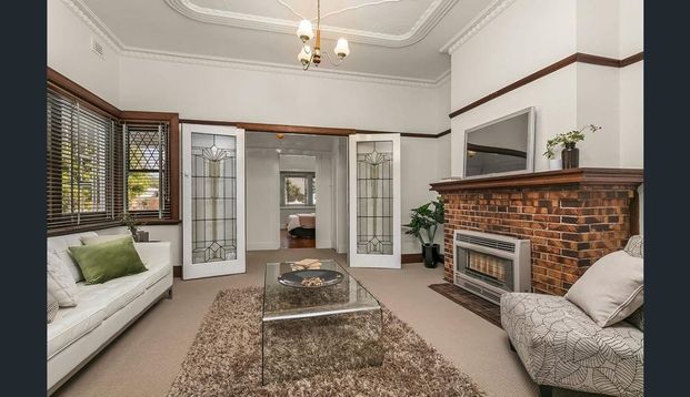 72 Kerferd Street, Essendon North VIC 3041 - Photo 1