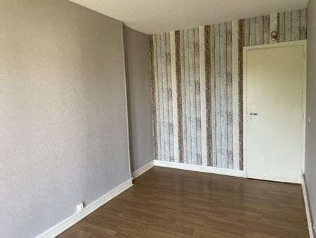 A LOUER - APPARTEMENT T2 - ROANNE SECTEUR CLERMONT - Photo 5