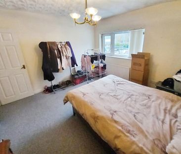 Cwmbach Road, ABERDARE - Photo 3