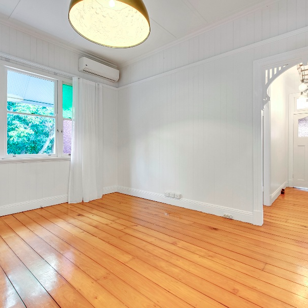43 Leonard Street, Woolloongabba, QLD - Photo 1