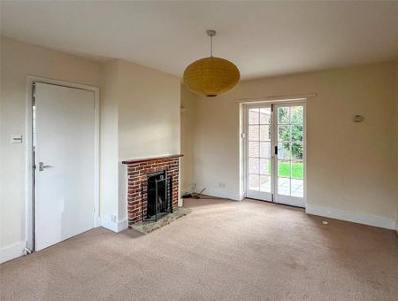 3 bedroom detached house to rent - Photo 2