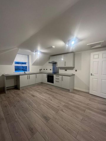 Sorren House, Sowerby Bridge, HX6 1AJ - Photo 2