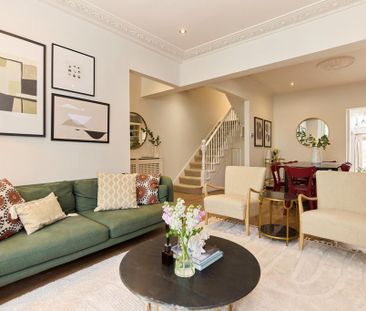 4 bedroom terraced house to rent - Photo 3