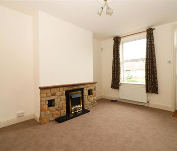 2 bedroom house to rent - Photo 2