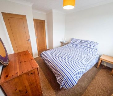 2 bedroom property to rent - Photo 4