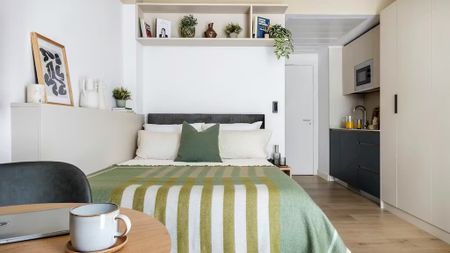 Avenida de la Industria, Alcobendas, Community of Madrid 28108 - Photo 4