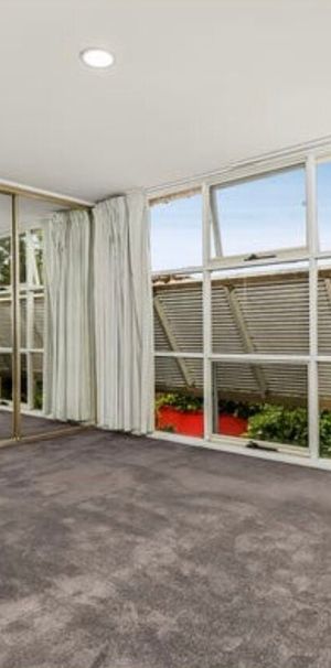 South Yarra - Photo 1