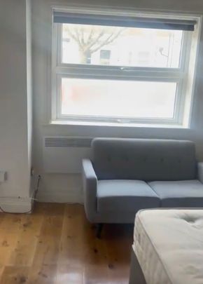 Studio Flat, Thornton Heath, CR7 - Photo 1