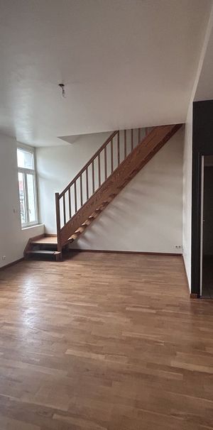 Location Appartement 4 pièces 97m² - Photo 1