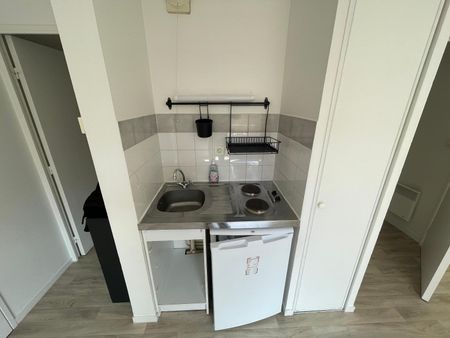 TOULOUSE / Location Appartement 1 Pièce 22 m² - Photo 5