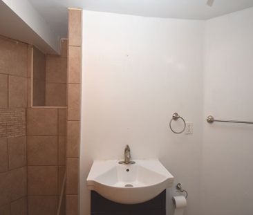 For Lease - 15 Carle Crescent Unit# bsmt, Ajax, Ontario - Photo 4