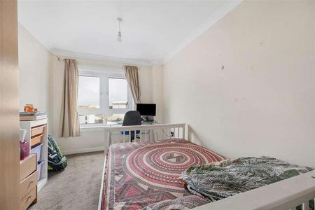 Priory Heights, Slough, SL1 - Photo 5