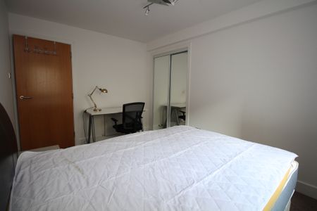 Queen Street, City Centre, Glasgow - Photo 4