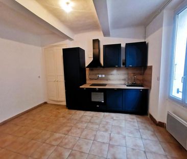 Location Appartement 3 pièces 77m² LE MUY 83490 - Photo 1