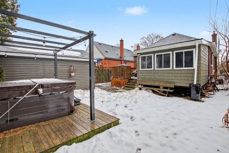 For Lease - 179 Parkdale Avenue, Hamilton, Ontario - Photo 4