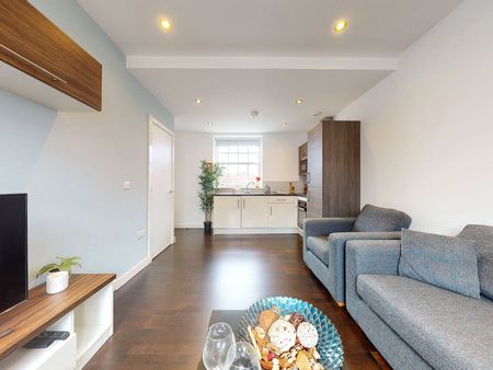 Apt 34, Park Square Residence - Photo 4