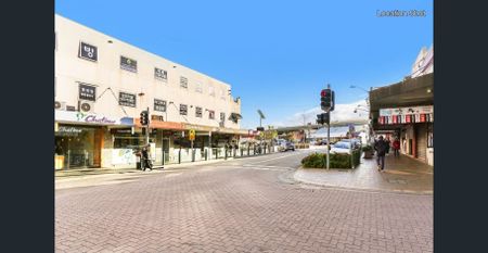 Double Brick Unit with North-Facing Balcony - Photo 5