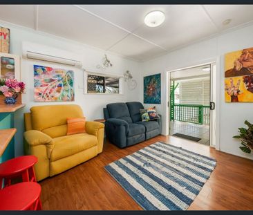 Space, Comfort & Solar Savings - The Perfect Currajong Family Home! - Photo 1