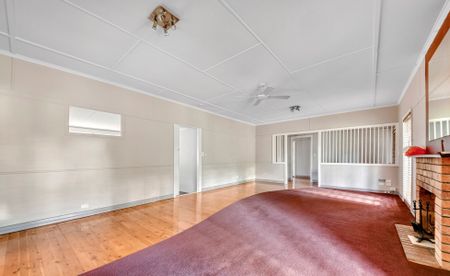 2 Abbey Street, 4305, Eastern Heights Qld - Photo 5