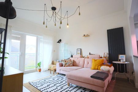 2 bedroom flat to rent - Photo 2