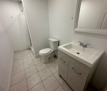 For Lease - 12 Pearl Gate Court Unit# (Basement), Richmond Hill, On... - Photo 6