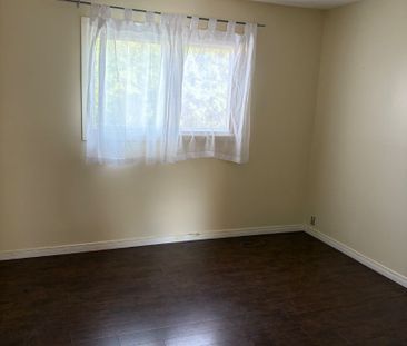 For Lease - 5 Cottonwood Court, Markham, Ontario - Photo 5