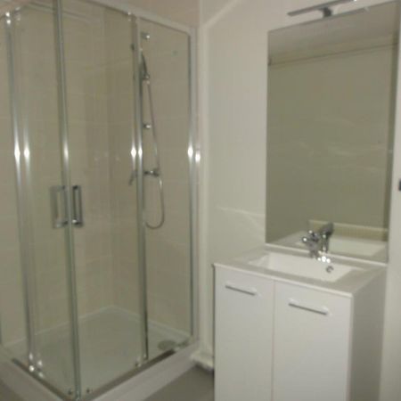 Location Appartement 2 pièces 49m² LE CREUSOT 71200 - Photo 3