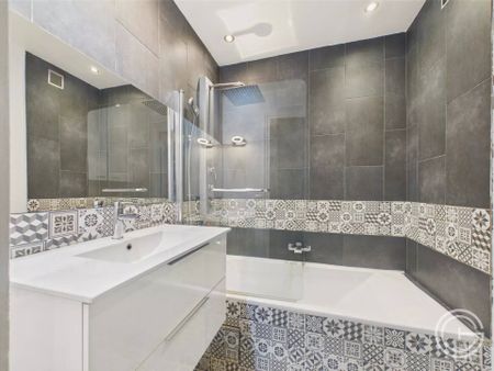 APPARTEMENT 3 PIECES VIDE AVEC PARKING - 26 RUE AUGUSTE GAL - RIQUIER - Photo 5